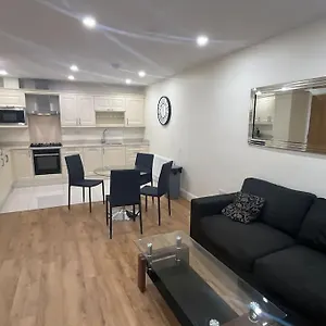 Apartment Beach Gem 5 Adult Spaces Plus Child, Dublin